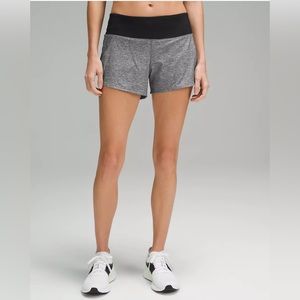 Lululemon Speed Up Mid-Rise Lined Short 4"
